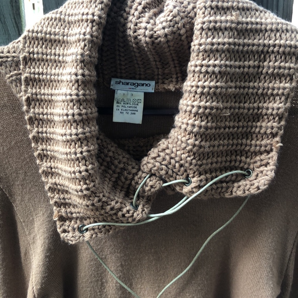 Soft Sweater - image 2